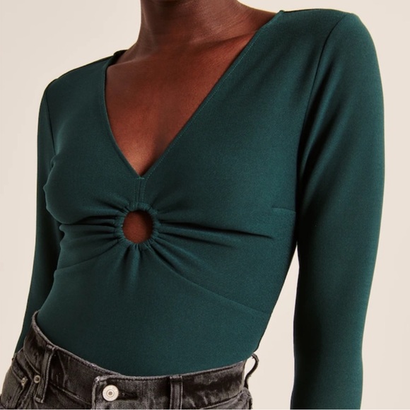 NWOT Abercrombie & Fitch O-ring Top XS - Picture 1 of 7